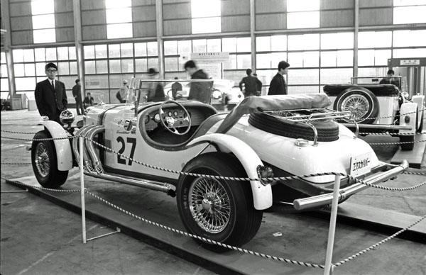 (07-1c)(195-33) 1968 ExcaliburⅡSSK Roadster.jpg